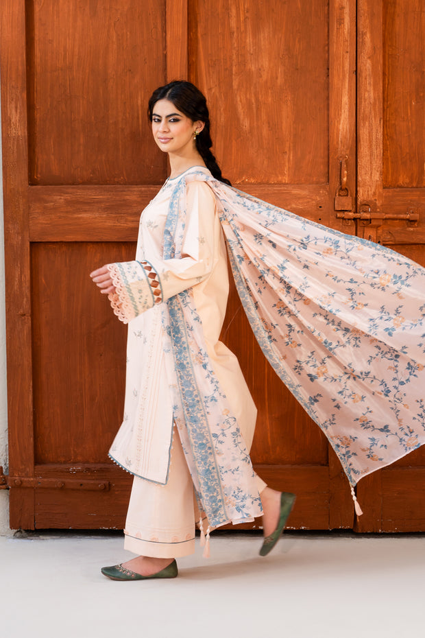 3 Piece - Embroidered Lawn Suit - Gul-e-rana